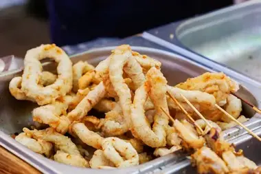 Dettaglio di servizio su una tavola